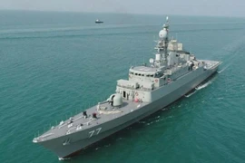 Iran huy tập trận quy mô lớn tại eo biển Hormuz