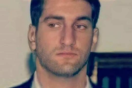 Vệ sĩ cho nhà khoa học Iran sống sót sau cuộc phẫu thuật thành công