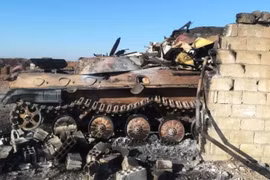 Thổ Nhĩ Kỳ tấn công phá hủy xe bọc thép của SAA ở Đông Bắc Syria