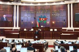 Azerbaijan tuyên bố tình trạng chiến tranh ở một số thành phố, khu vực