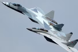 Chiến đấu cơ Nga dội bom ác liệt vào thành trì phiến quân ở Tây Bắc Syria