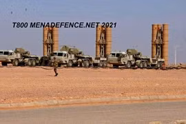 [ẢNH] Hệ thống phòng không S-400 của Nga hiện diện ở Algeria 
