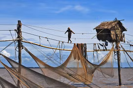 Biển Ba Động nước xanh, cát trắng