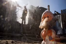 Pháo kích vẫn diễn ra ở Donetsk và Luhansk, bất chấp thỏa thuận ngừng bắn