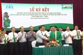 Ủy ban ATGT Quốc gia phối hợp với Tập đoàn Mai Linh bảo đảm TTATGT