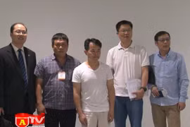 CATP Hà Nội bàn giao đối tượng truy nã cho Công an Trung Quốc