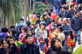 Dịp lễ 30-4, 1-5: Trông giữ xe miễn phí tại Vườn Thú Hà Nội