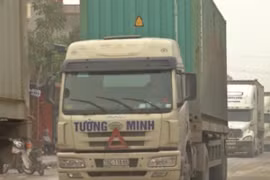 Khó khăn trong việc kiểm soát dữ liệu thiết bị giám sát hành trình