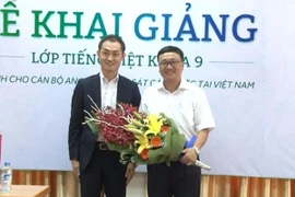 Khai giảng lớp tiếng Việt cho cán bộ an ninh, cảnh sát các đại sứ quán