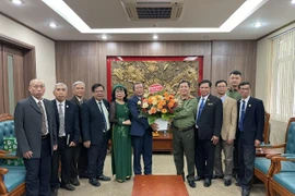 Đoàn Tân Ban thường trực Giáo hội Báp tít Việt Nam chào xã giao Công an Hà Nội