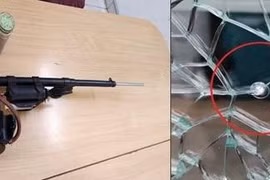 Khi thợ sửa xe đạp thích…chơi súng