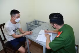 Nổ súng cảnh cáo đối tượng tấn công lực lượng Công an
