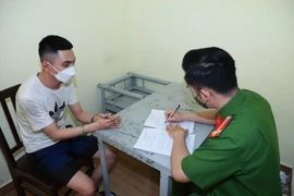 Nổ súng cảnh cáo đối tượng tấn công lực lượng Công an