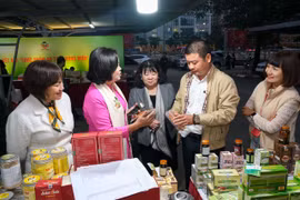 Khai mạc và phát động “Tuần lễ thực phẩm an toàn vùng miền”