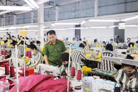 Bài 5: Mong mỏi của những người gắn bó với "nghề" quản lý phạm nhân