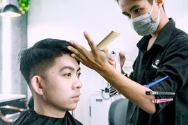 Thế Giới Làm Đẹp - Địa chỉ làm tóc uy tín, nhiều màu nhuộm hot trend