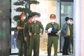 Bắt Phó Tổng giám đốc Công ty Chứng khoán BOS – Em gái Trịnh Văn Quyết