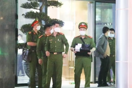 Bắt Phó Tổng giám đốc Công ty Chứng khoán BOS – Em gái Trịnh Văn Quyết