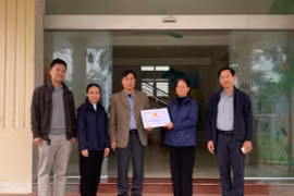 Nghĩa tình Công an Hà Nội tặng Giáo xứ Hoàng Nguyên