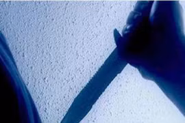 Kinh sợ thiếu nữ 17 tuổi giết bà và mẹ ngay tại nhà