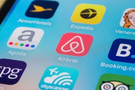 Agoda, Booking, Paypal, AirBnb chưa đăng ký thuế tại Việt Nam, Tổng cục Thuế yêu cầu ngân hàng khấu trừ thay