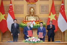 Hợp tác triển khai kết nối thanh toán QR Code giữa Việt Nam và Singapore