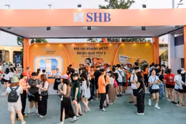 Giới trẻ “cháy hết mình” cùng SHB tại đại nhạc hội V Fest