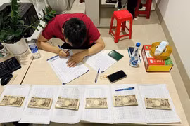 Giấu gần 7 triệu Yên Nhật trong vali, hành khách bị bắt khi sắp lên máy bay