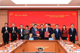 Chuyển giao quyền đại diện vốn Nhà nước tại 18 tập đoàn, tổng công ty về Bộ Tài chính