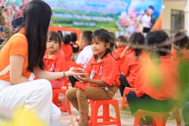 SHB cùng bạn chạm những khoảnh khắc hạnh phúc thường nhật