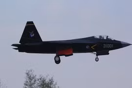 J-31 sẽ trang bị động cơ Nga để cạnh tranh với F-35 trên thị trường xuất khẩu