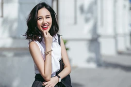 Diễn viên Đinh Ngọc Diệp viết sách tặng đấng sinh thành