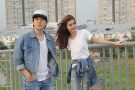 Đông Nhi - Ông Cao Thắng quay MV đậm chất "ngôn tình"