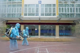 Hà Nội khử khuẩn trường lớp, sẵn sàng ứng phó với dịch bệnh