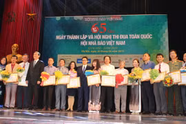 Chi hội Báo An ninh Thủ đô được nhận danh hiệu tiêu biểu toàn quốc