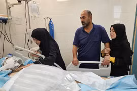 9 người con của 1 bác sĩ thiệt mạng trong cuộc không kích ở Dải Gaza 