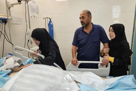 9 người con của 1 bác sĩ thiệt mạng trong cuộc không kích ở Dải Gaza 