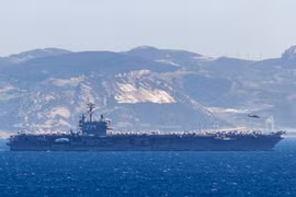 Lần đầu tiên vắng bóng tàu sân bay Mỹ ở Biển Địa Trung Hải