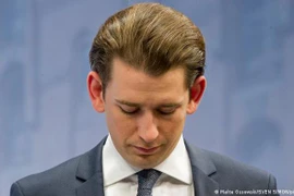 Cựu Thủ tướng 35 tuổi của Áo tuyên bố rút khỏi chính trường