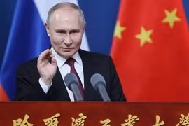 Cháu gái Tổng thống Nga Putin nói tiếng Trung trôi chảy