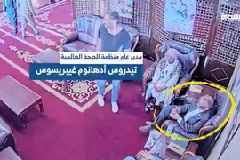 Khoảnh khắc Tổng giám đốc WHO thoát chết trong gang tấc tại Yemen