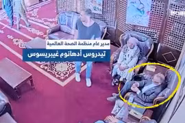 Khoảnh khắc Tổng giám đốc WHO thoát chết trong gang tấc tại Yemen