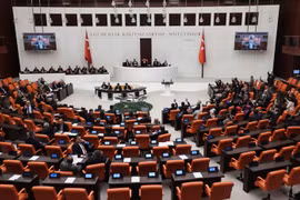 Quốc hội Thổ Nhĩ Kỳ trì hoãn bỏ phiếu phê chuẩn Thụy Điển gia nhập NATO