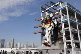 Nhật Bản tháo dỡ tượng nhân vật hoạt hình khổng lồ biết cử động