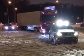 ‘Bão tuyết đen’ hiếm gặp tại Thủ đô Matxcơva của Nga