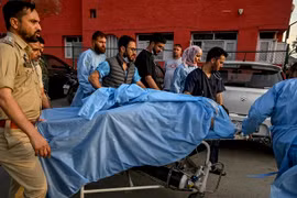 Việt Nam lên án mạnh mẽ vụ tấn công khủng bố tại Ấn Độ