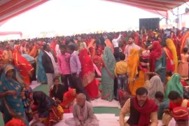 Hơn 1.000 cặp đôi tổ chức đám cưới tập thể ở Ấn Độ