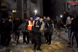 Hiện trường trận động đất kinh hoàng khiến gần 200 người thiệt mạng ở Thổ Nhĩ Kỳ và Syria