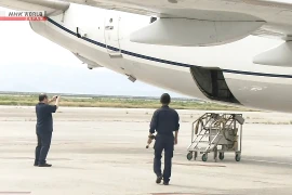 Máy bay Boeing 737 của United Airlines hạ cánh khẩn cấp ở Nhật Bản 