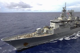 Việt Nam lên tiếng về tàu chiến Anh, New Zeland tiến vào Biển Đông